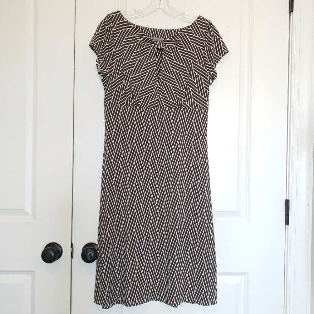 Ann Taylor Brown White Chevron Woven Print Cap Sleeve Keyhole Knot Dress 6